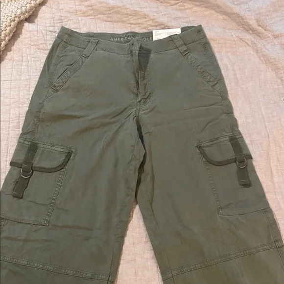 American Eagle Outfitters Olive Wide Leg Pants - Picture 1 of 7